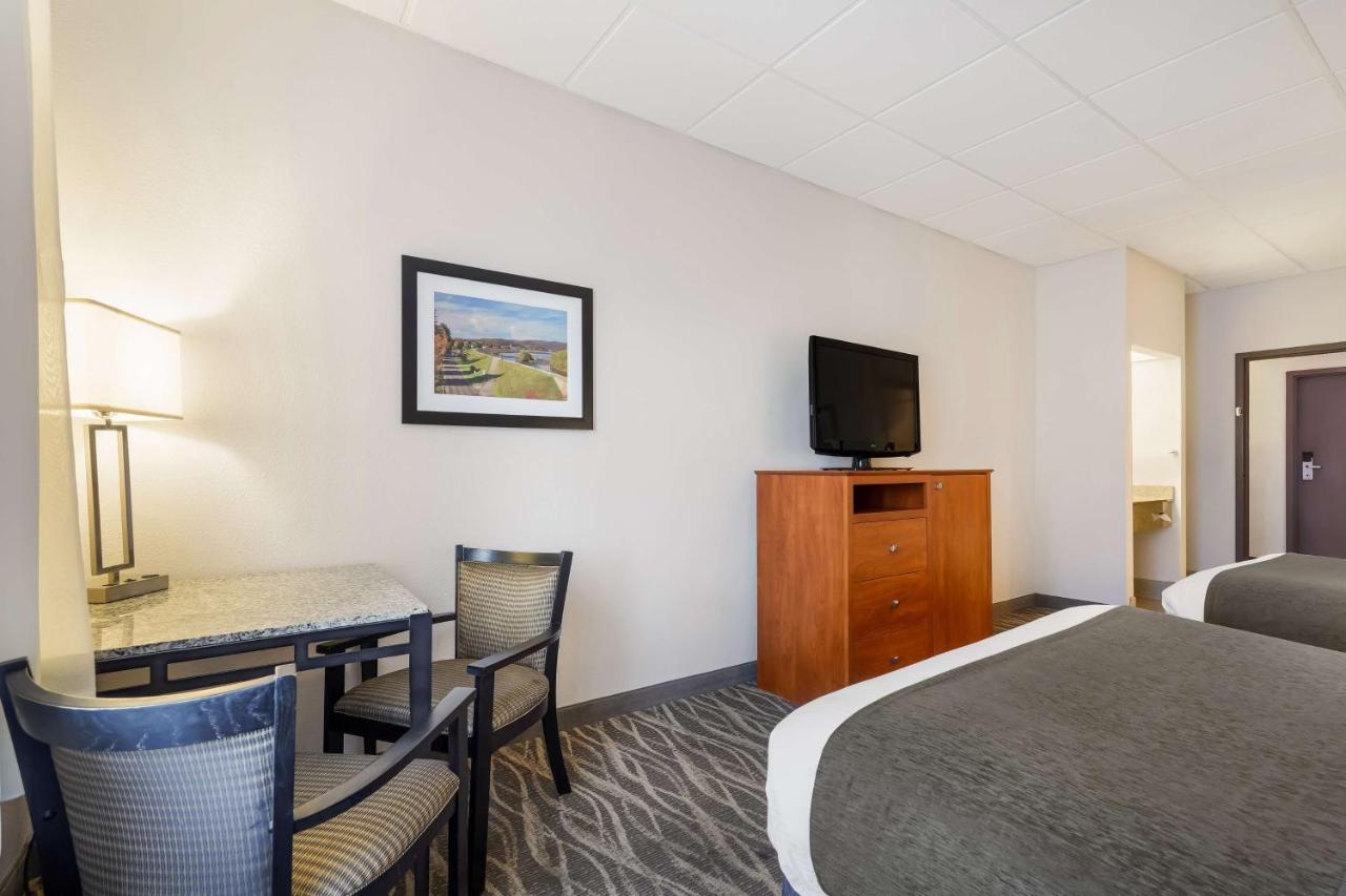 Best Western Lock Haven Εξωτερικό φωτογραφία