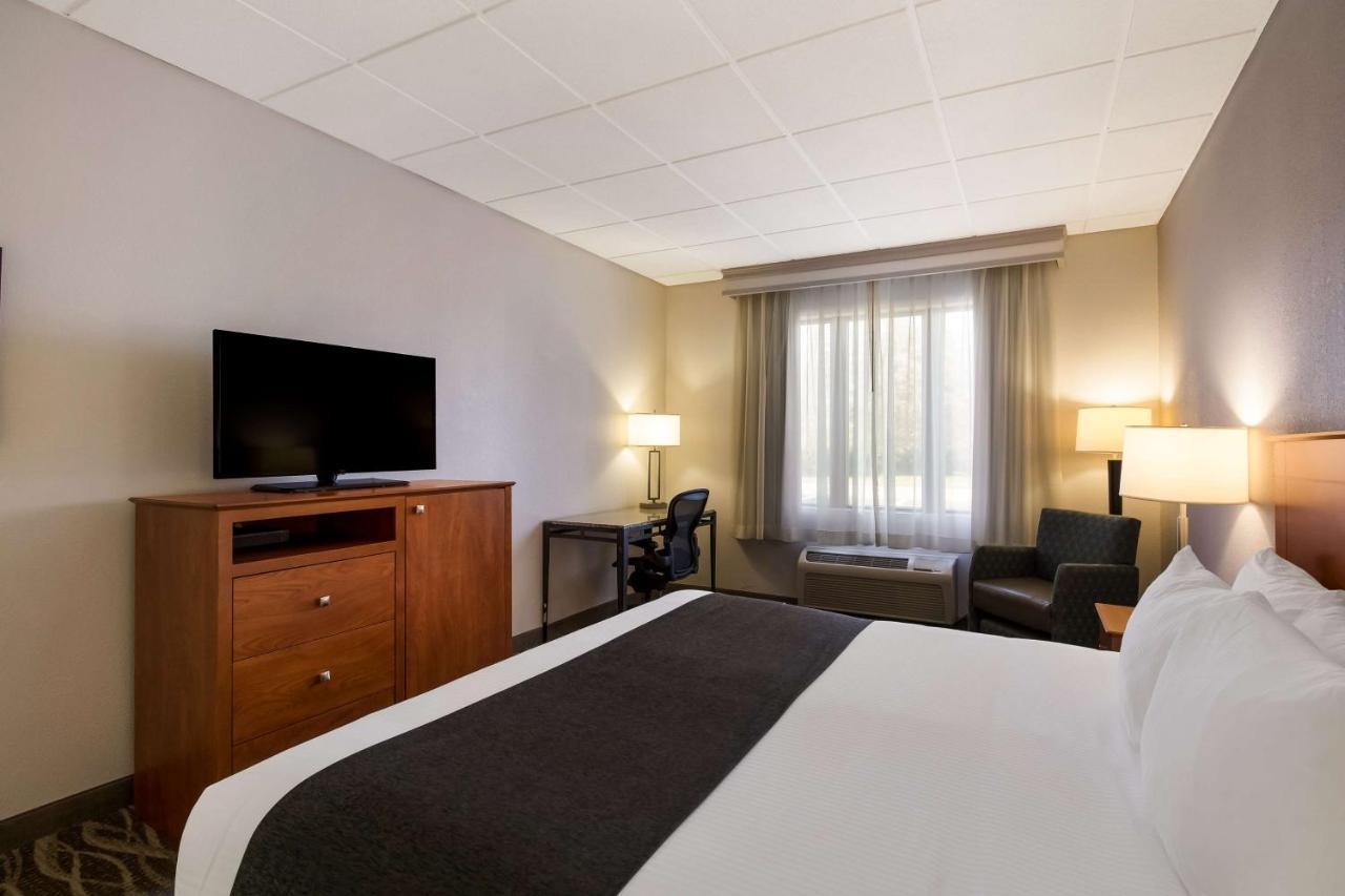 Best Western Lock Haven Εξωτερικό φωτογραφία